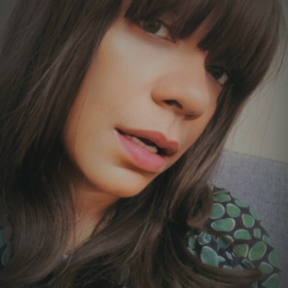 Meet your Posher, Maria